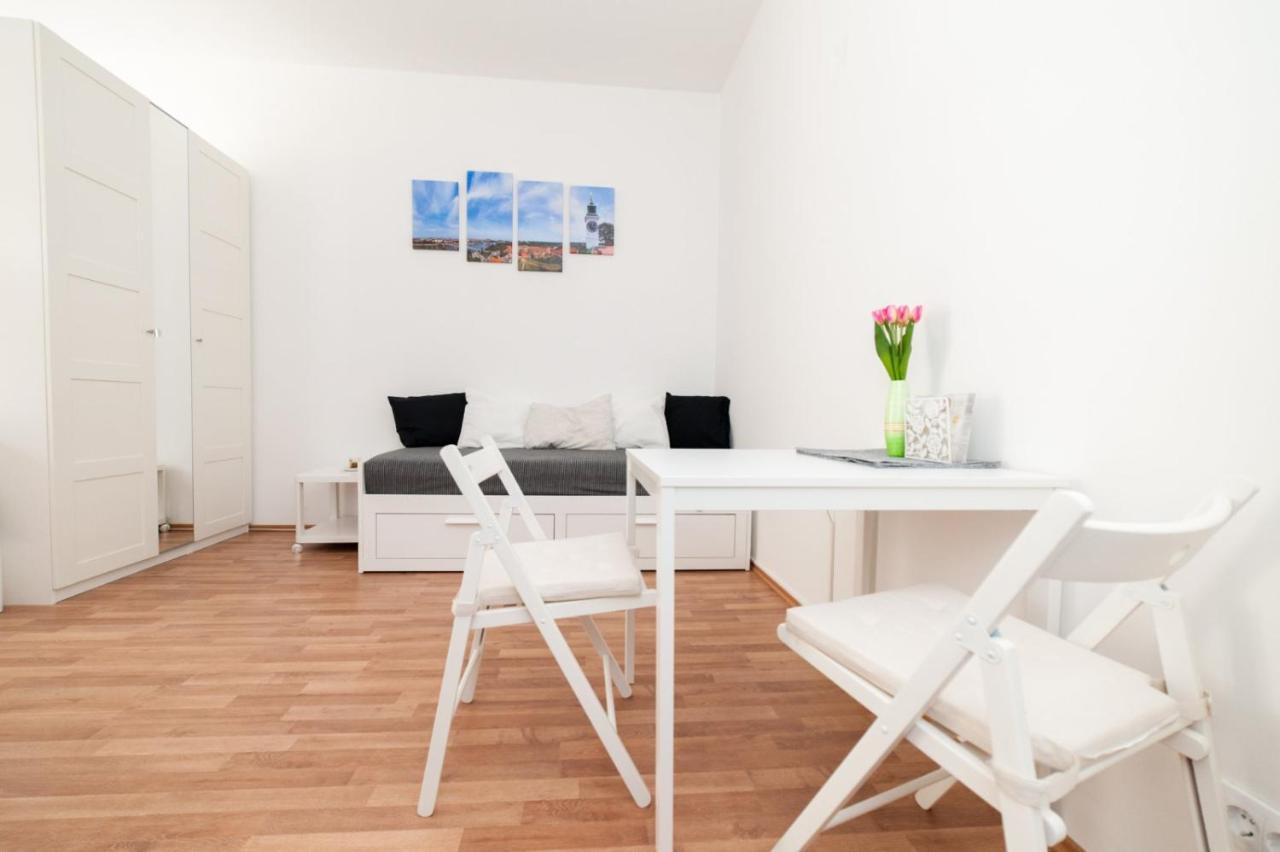Mia Apartment Novi Sad Esterno foto